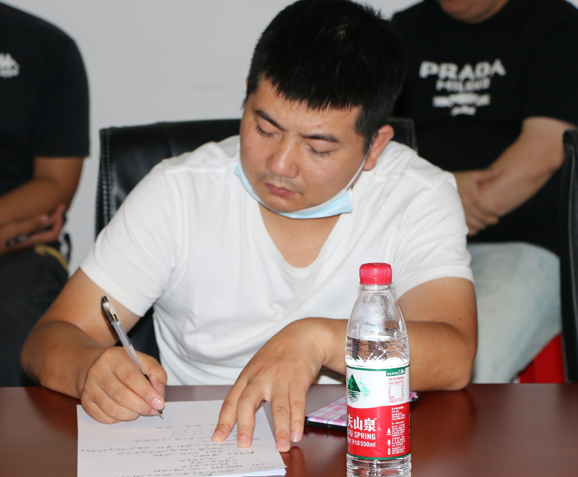 1686992137105567.jpg 9.jpg