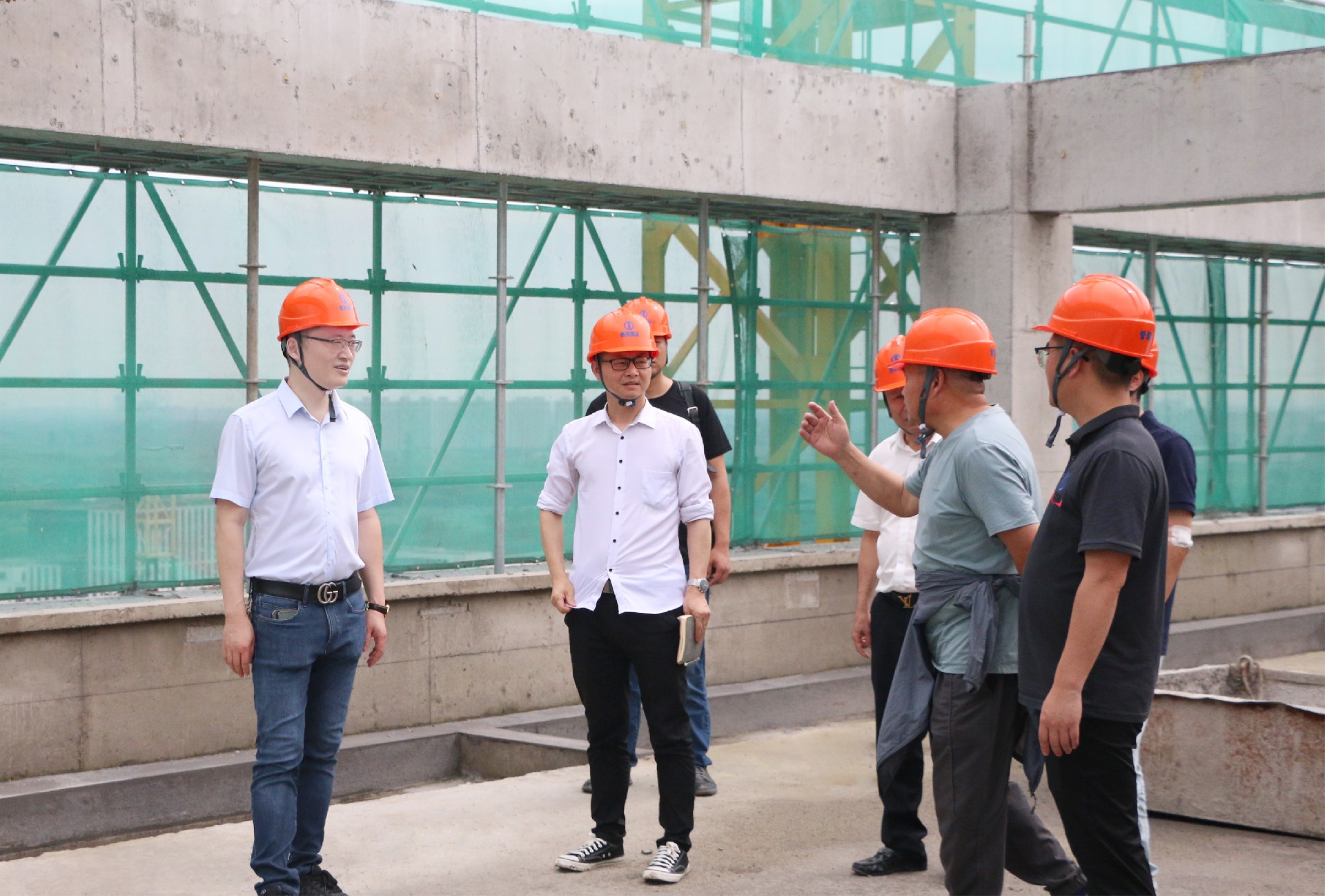 1719794492128257.jpg 3.jpg